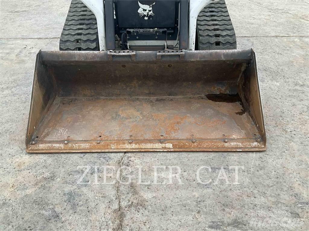 Bobcat T66 لوادر زحافة