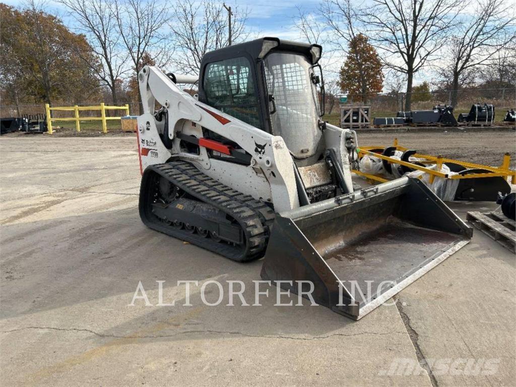 Bobcat T770 لوادر انزلاقية التوجيه