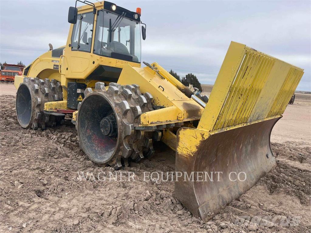 Bomag BC462EB لوادر بعجل