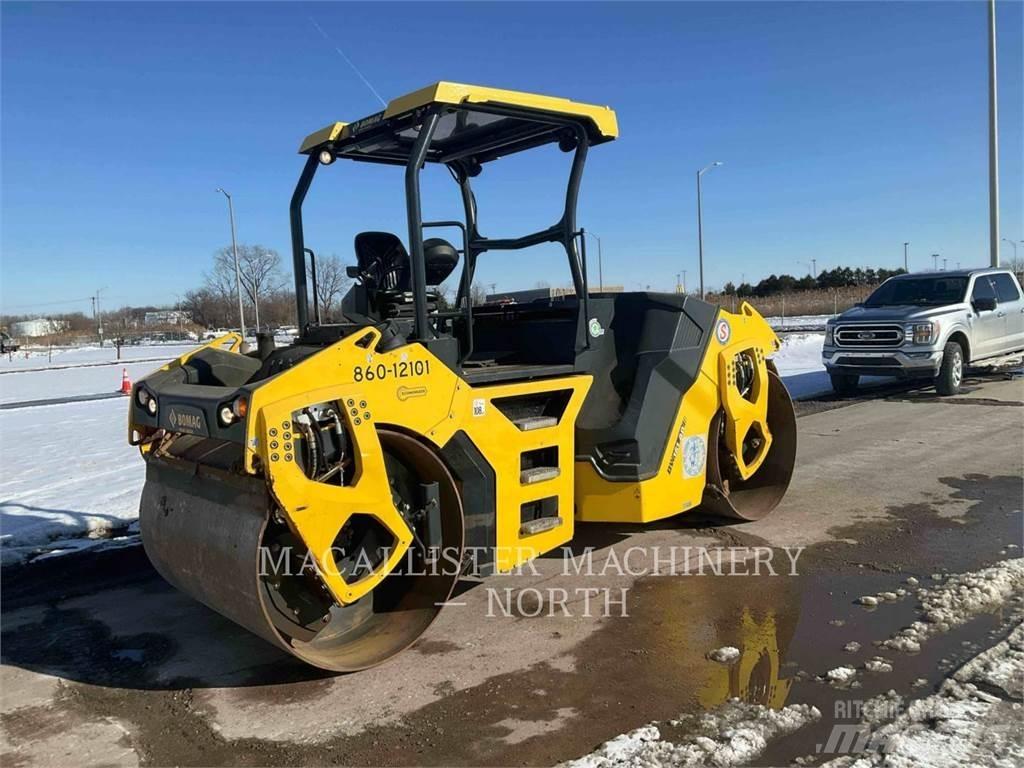 Bomag BW161 مداحل ثنائية الاسطوانة