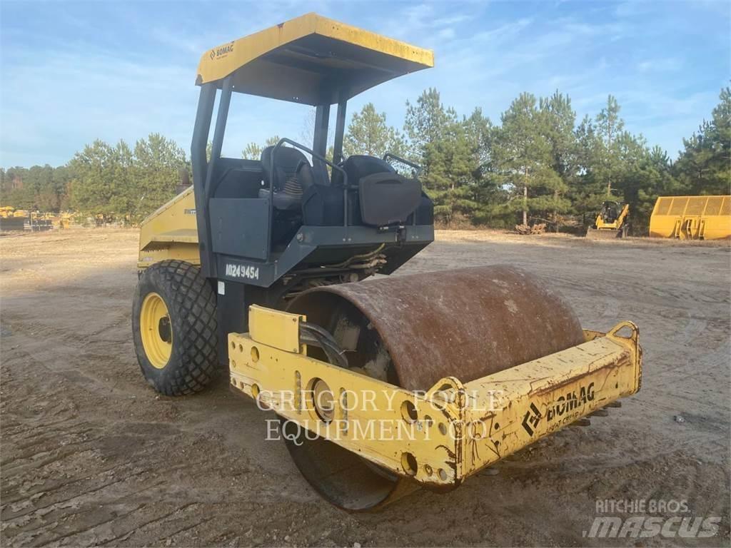 Bomag BW177D-50 مداحل أحادية الأسطوانة