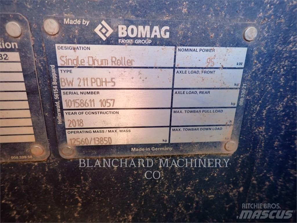 Bomag BW211PHD-5 ضاغطات التربة