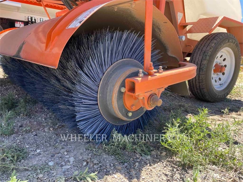 Broce BROOM 4 كناسات