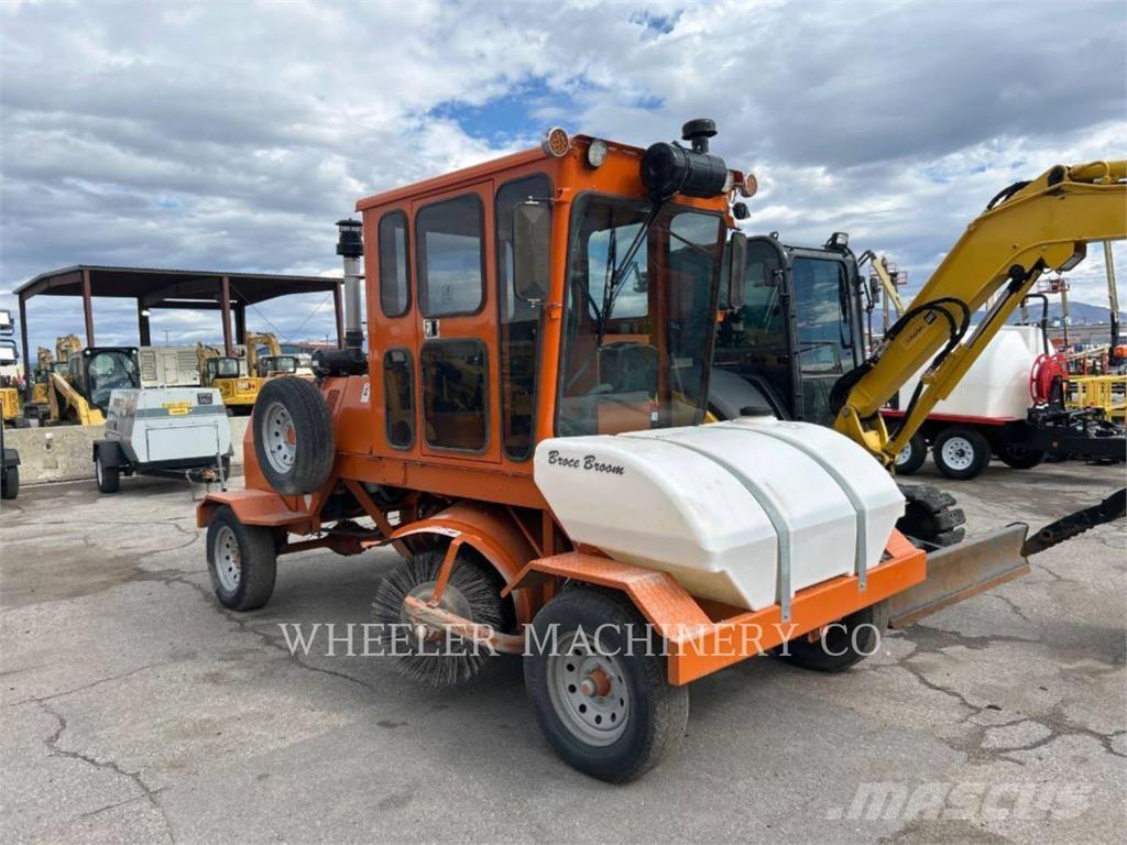 Broce BROOM 4 كناسات