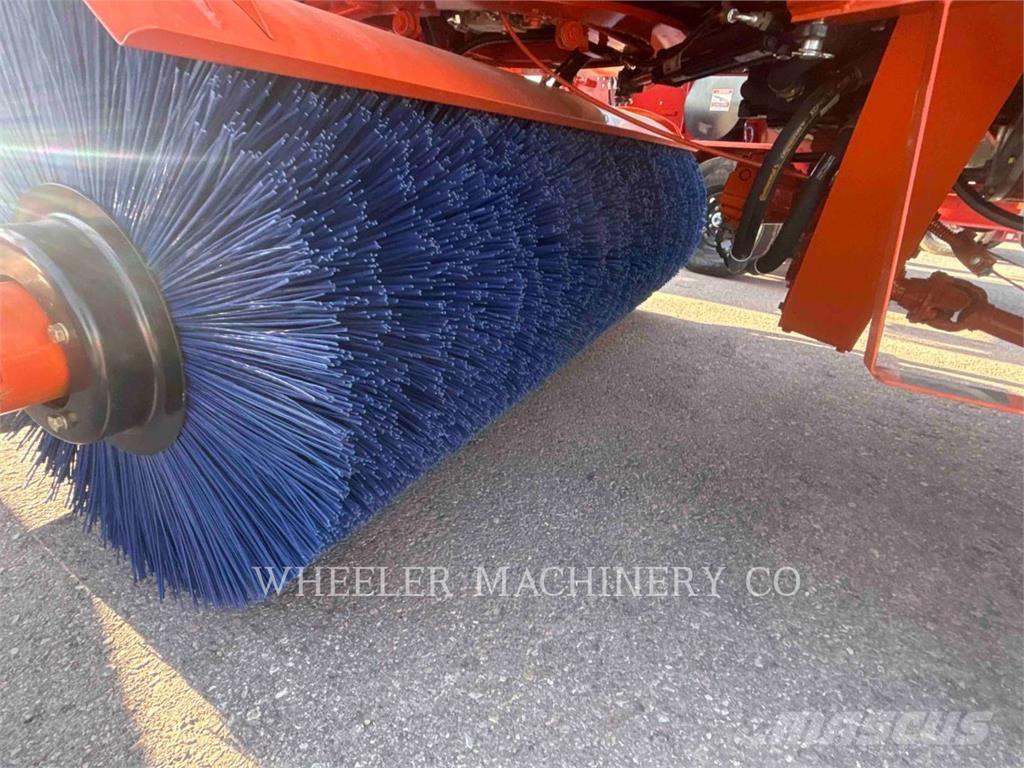 Broce BROOM 4 كناسات