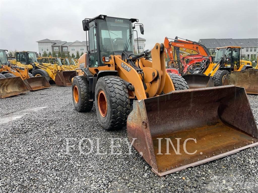 CASE 621F لوادر بعجل
