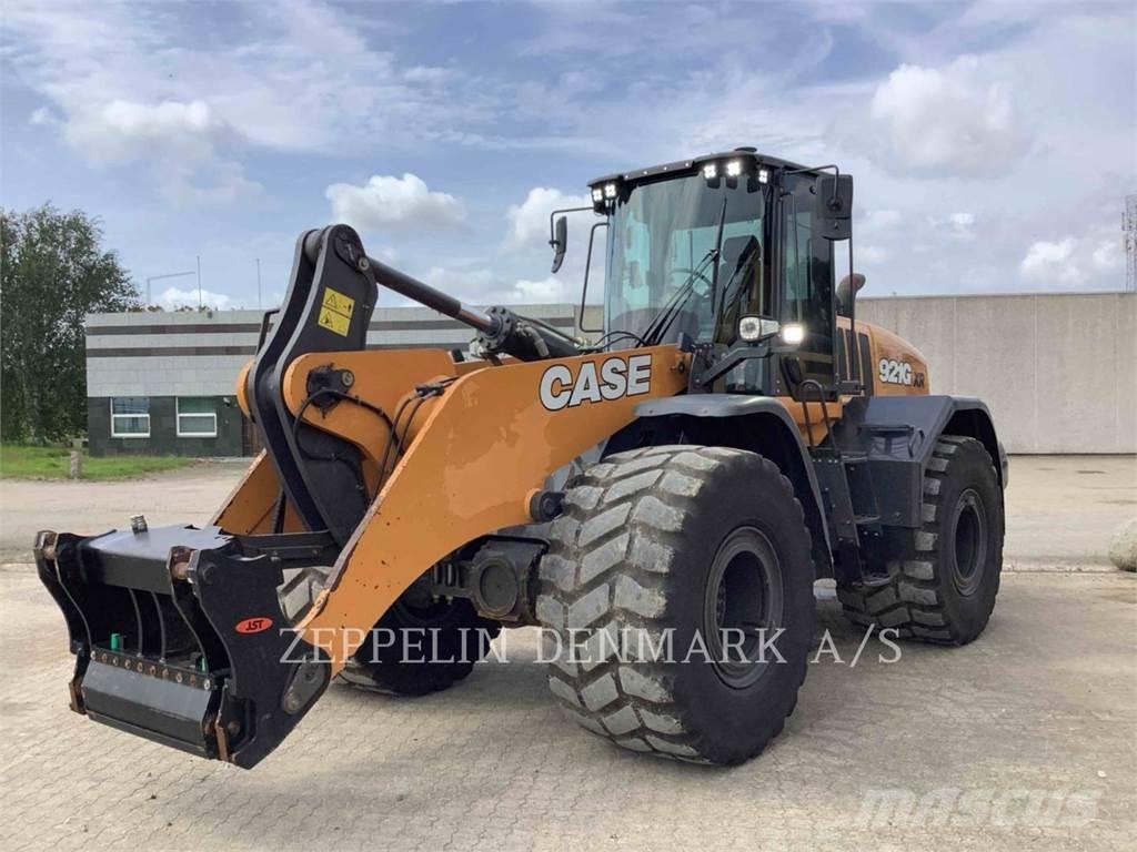 CASE 921GXR لوادر بعجل