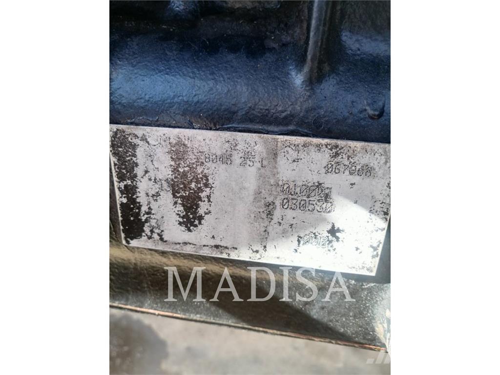 CASE FARMALJX95 الجرارات