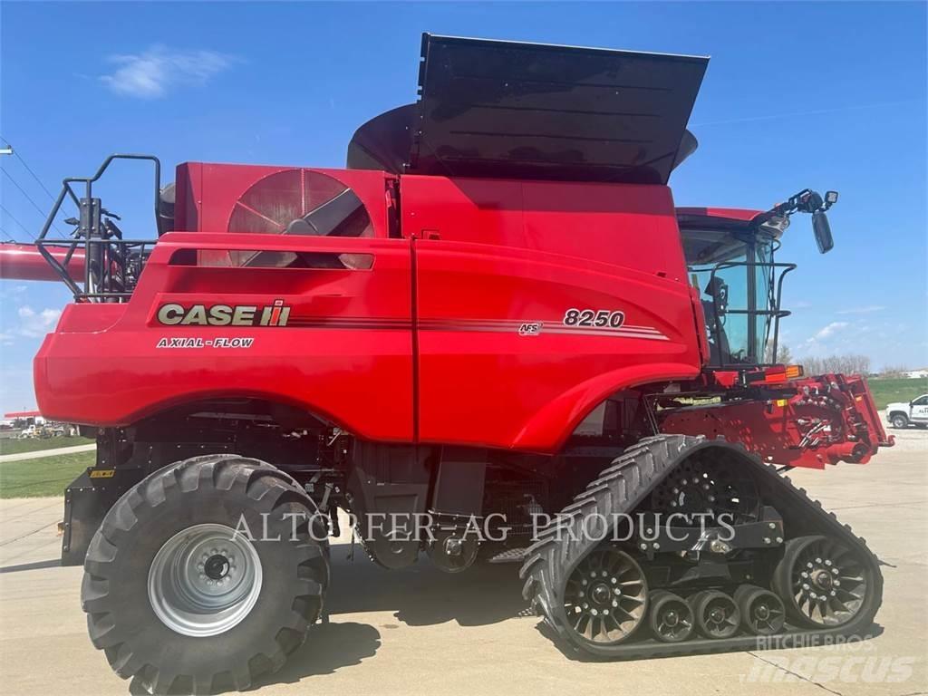 Case IH 8250 حصادات