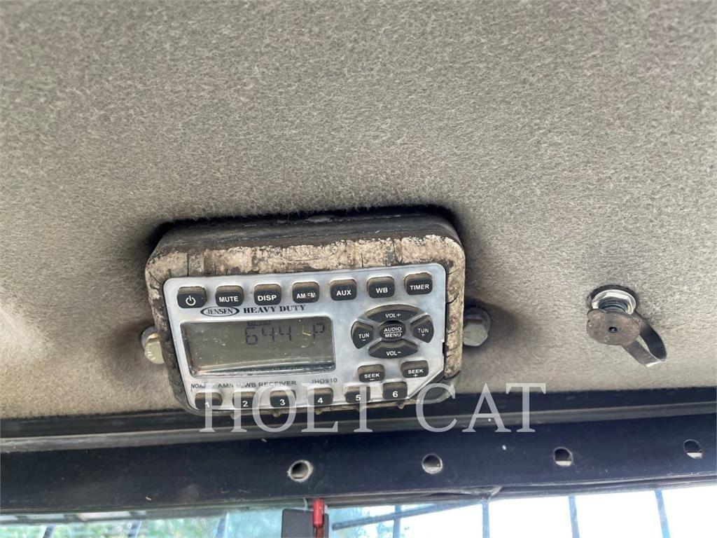 CASE SR250 لوادر انزلاقية التوجيه
