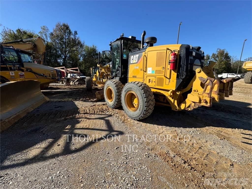 CAT 12 M3 معدات تمهيد الطرق