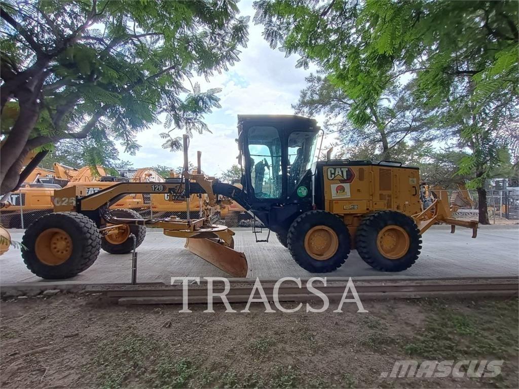 CAT 120 معدات تمهيد الطرق