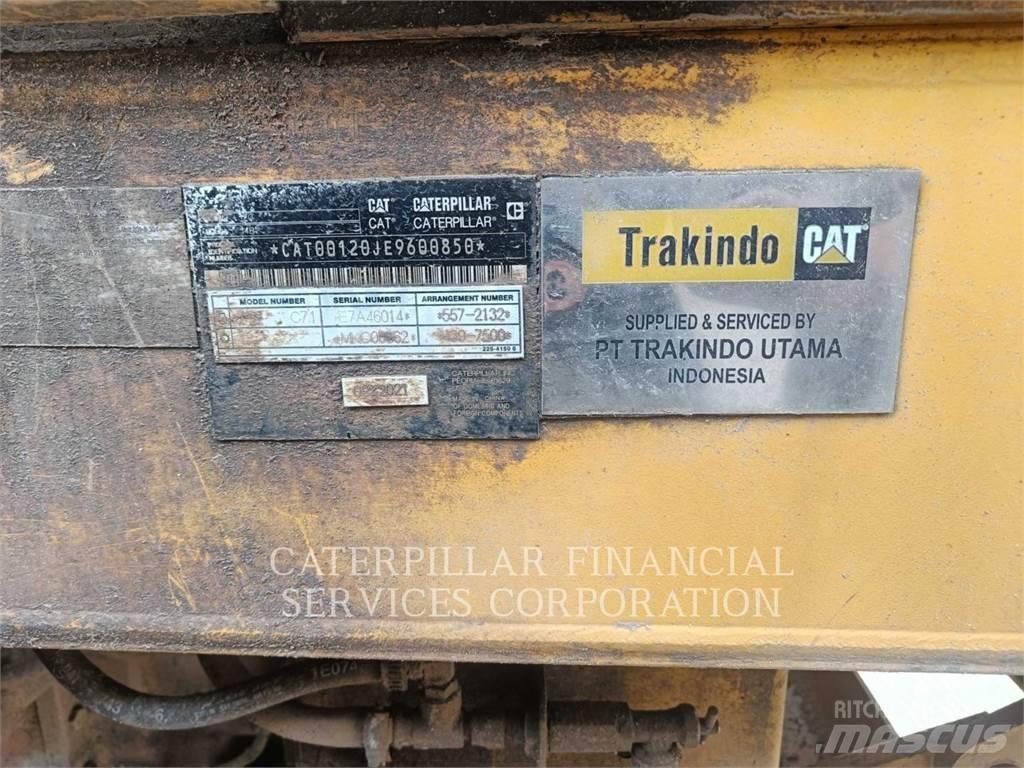 CAT 120-14 معدات تمهيد الطرق