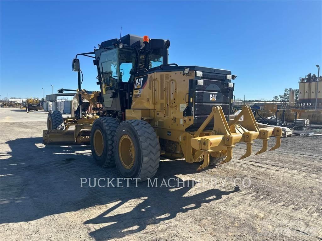 CAT 120-14AWD معدات تمهيد الطرق