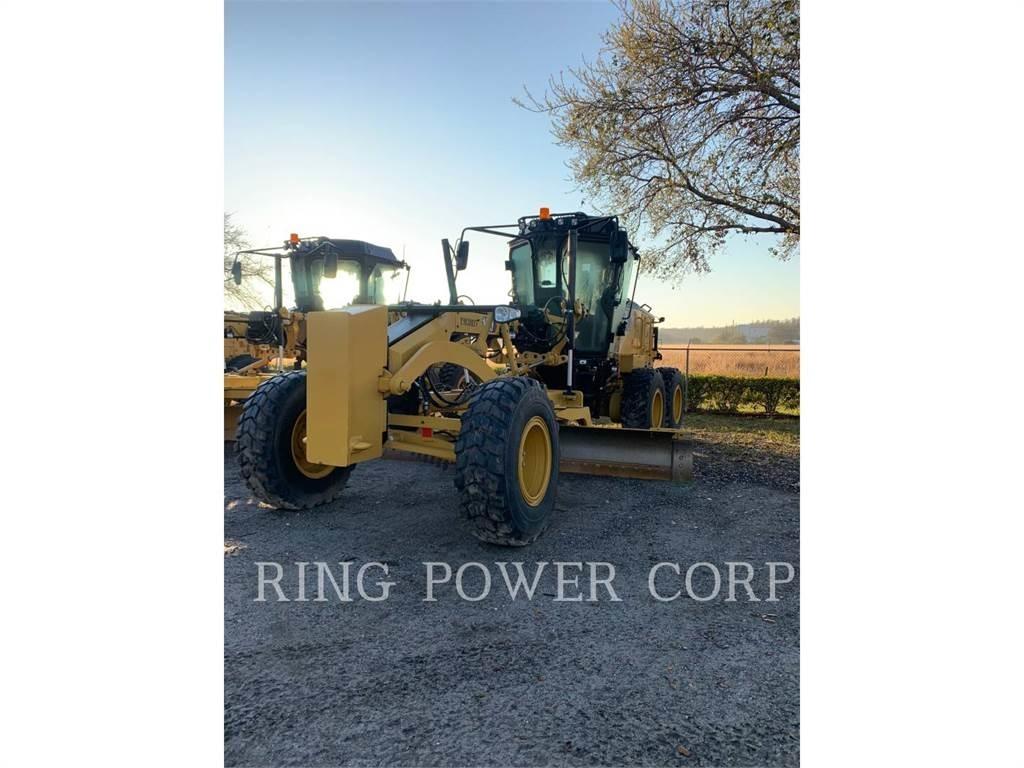 CAT 120JOY CS معدات تمهيد الطرق