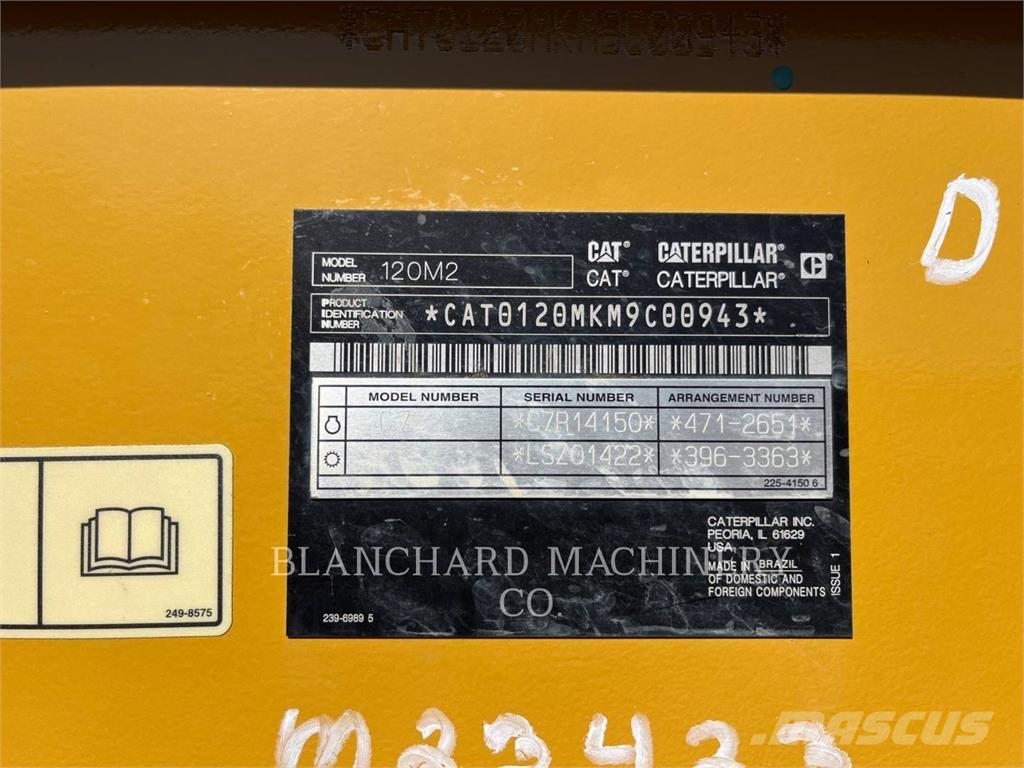 CAT 120M2 معدات تمهيد الطرق