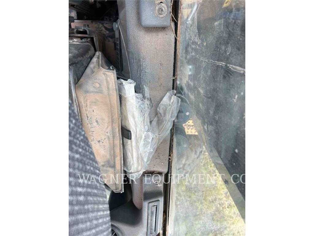 CAT 120M2 AWD معدات تمهيد الطرق