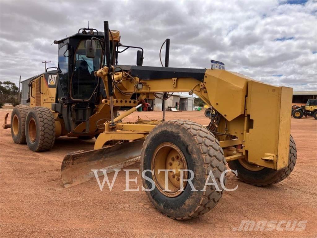 CAT 12M معدات تمهيد الطرق