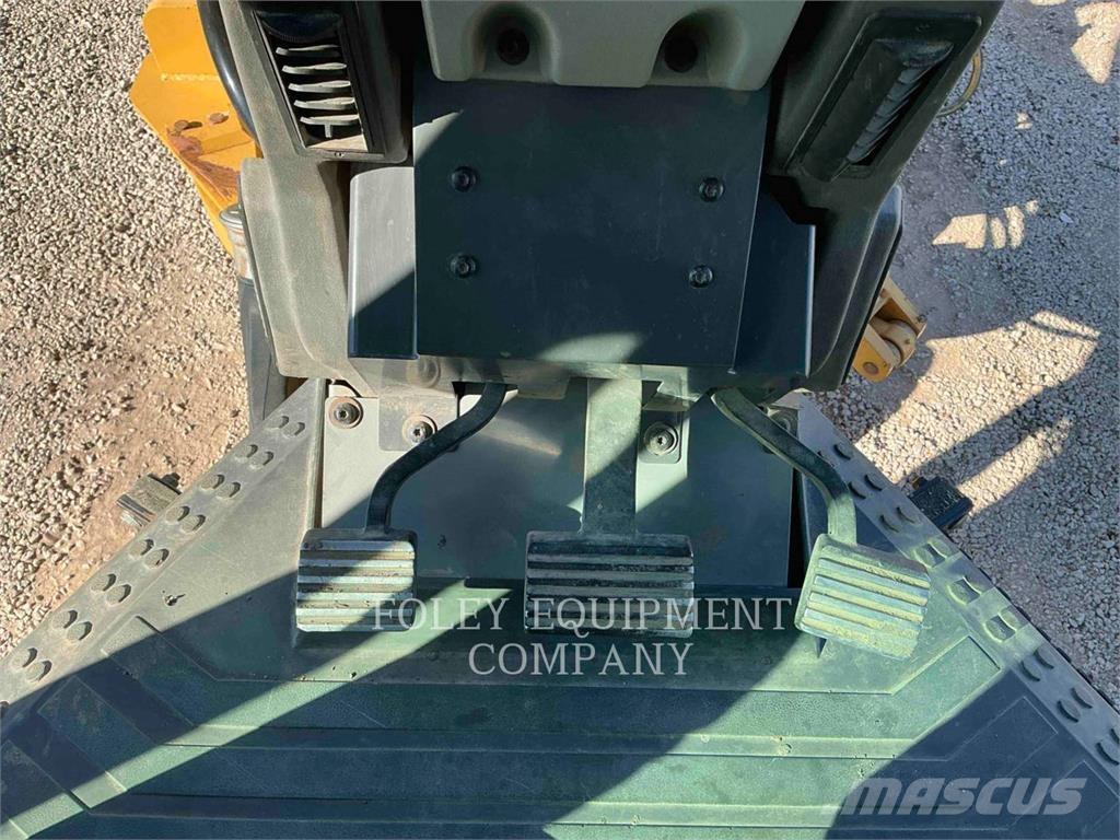 CAT 12M معدات تمهيد الطرق