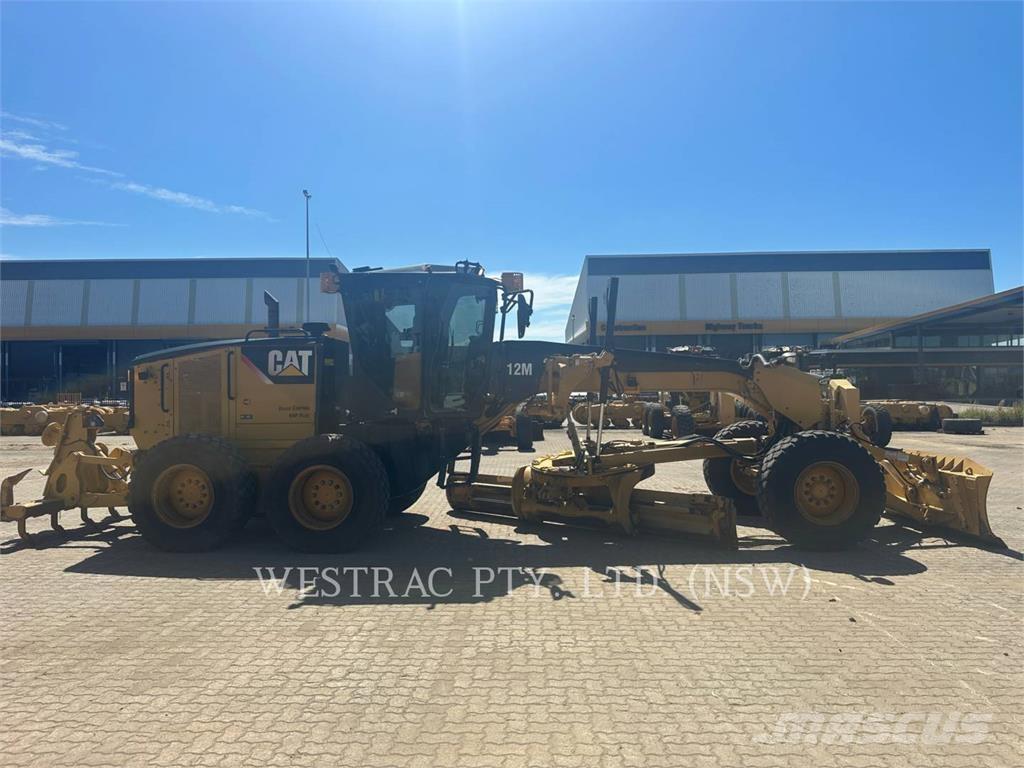 CAT 12M معدات تمهيد الطرق