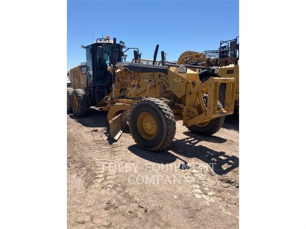 CAT 12M2 معدات تمهيد الطرق