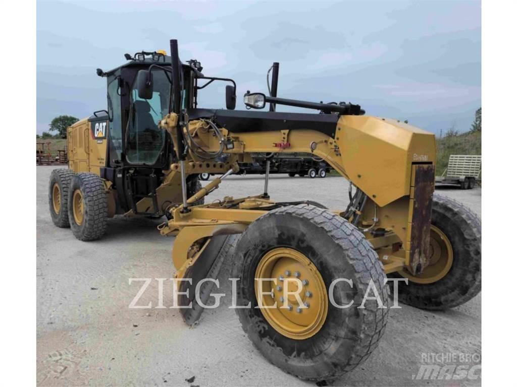 CAT 12M2 معدات تمهيد الطرق