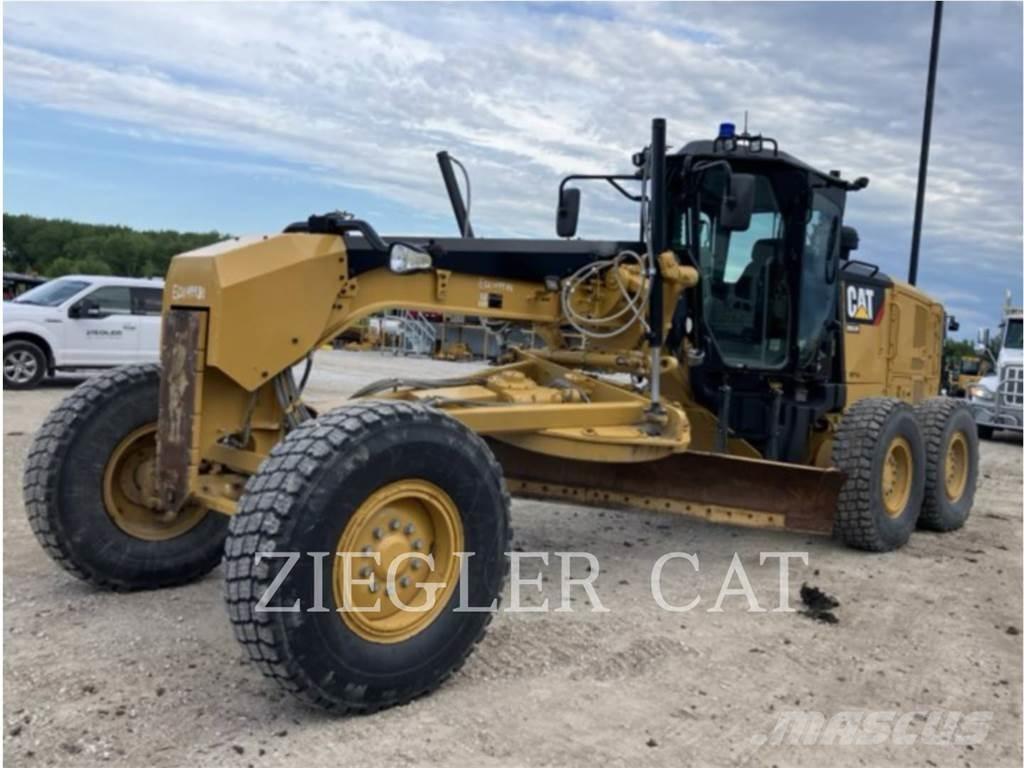 CAT 12M2 معدات تمهيد الطرق