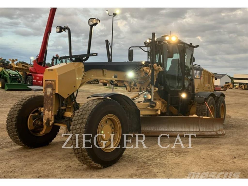 CAT 12M2AWD معدات تمهيد الطرق