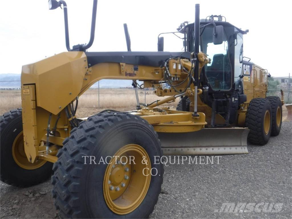 CAT 12M3 معدات تمهيد الطرق