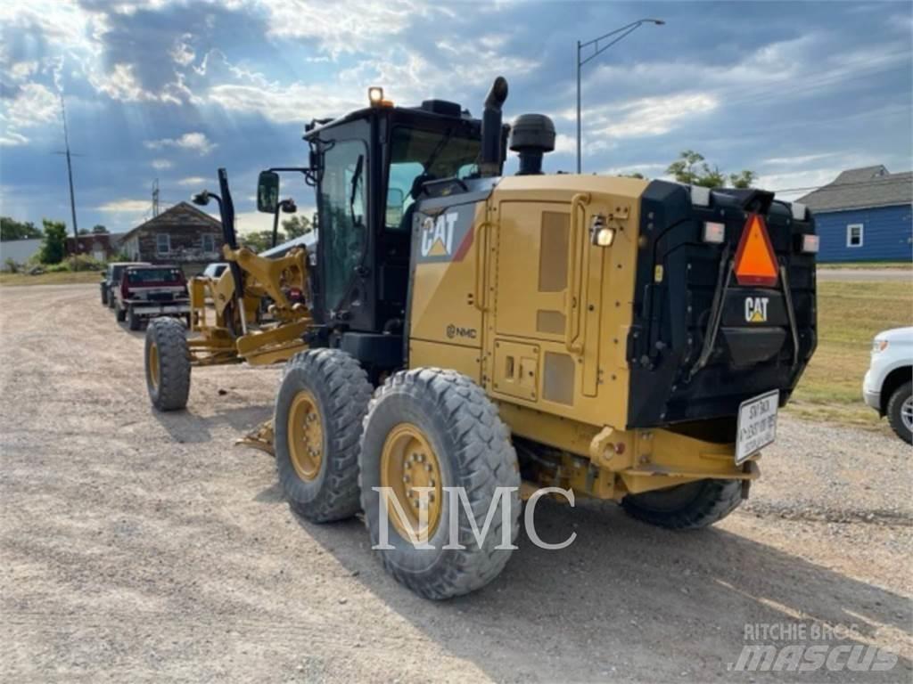 CAT 12M3 معدات تمهيد الطرق