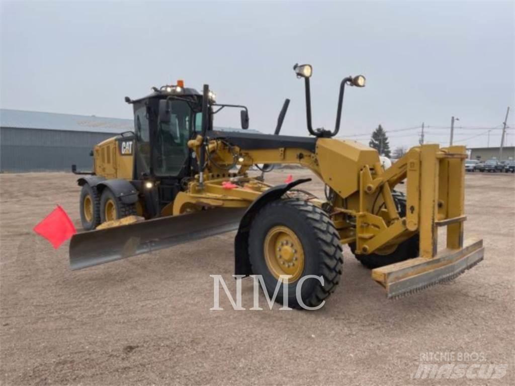 CAT 12M3 معدات تمهيد الطرق