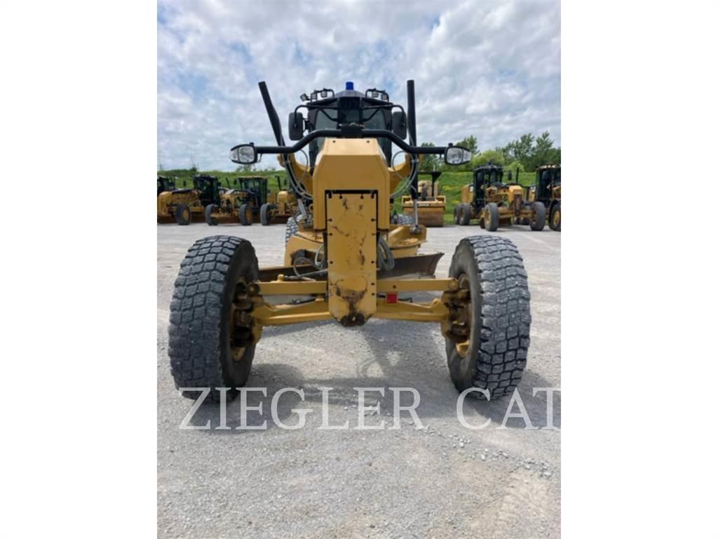 CAT 12M3 معدات تمهيد الطرق