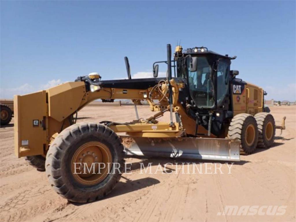 CAT 12M3 معدات تمهيد الطرق