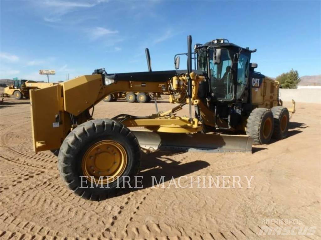 CAT 12M3 AWD معدات تمهيد الطرق