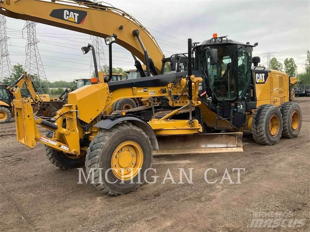 CAT 12M3 AWD معدات تمهيد الطرق