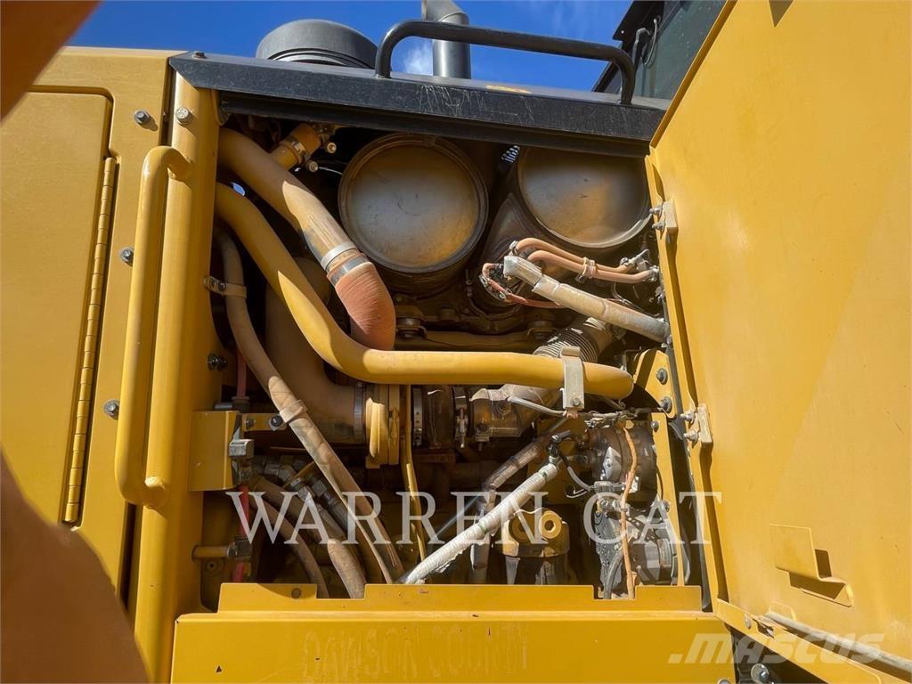 CAT 12M3 AWD معدات تمهيد الطرق