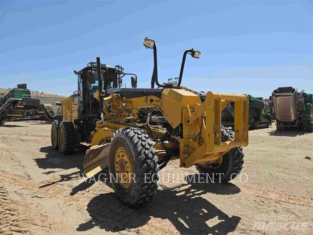 CAT 12M3 AWD معدات تمهيد الطرق