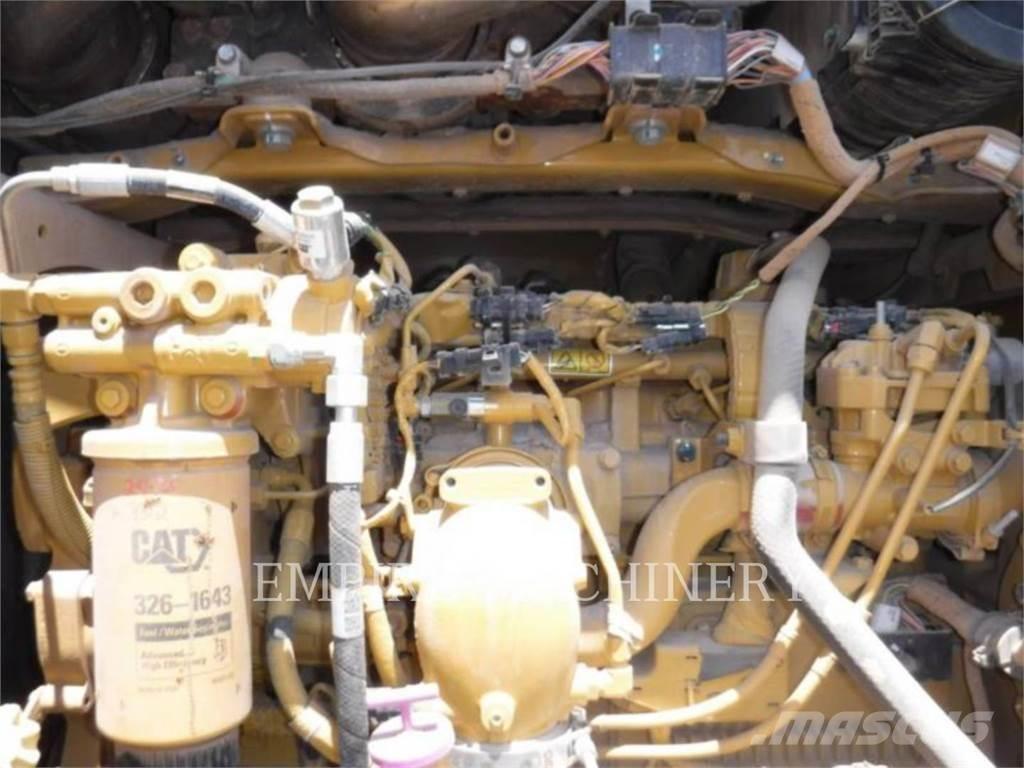 CAT 12M3 TR معدات تمهيد الطرق