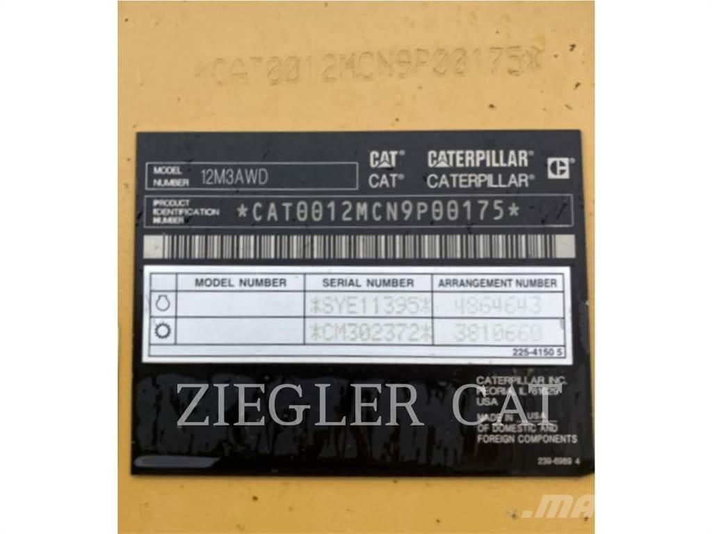 CAT 12M3AWD معدات تمهيد الطرق