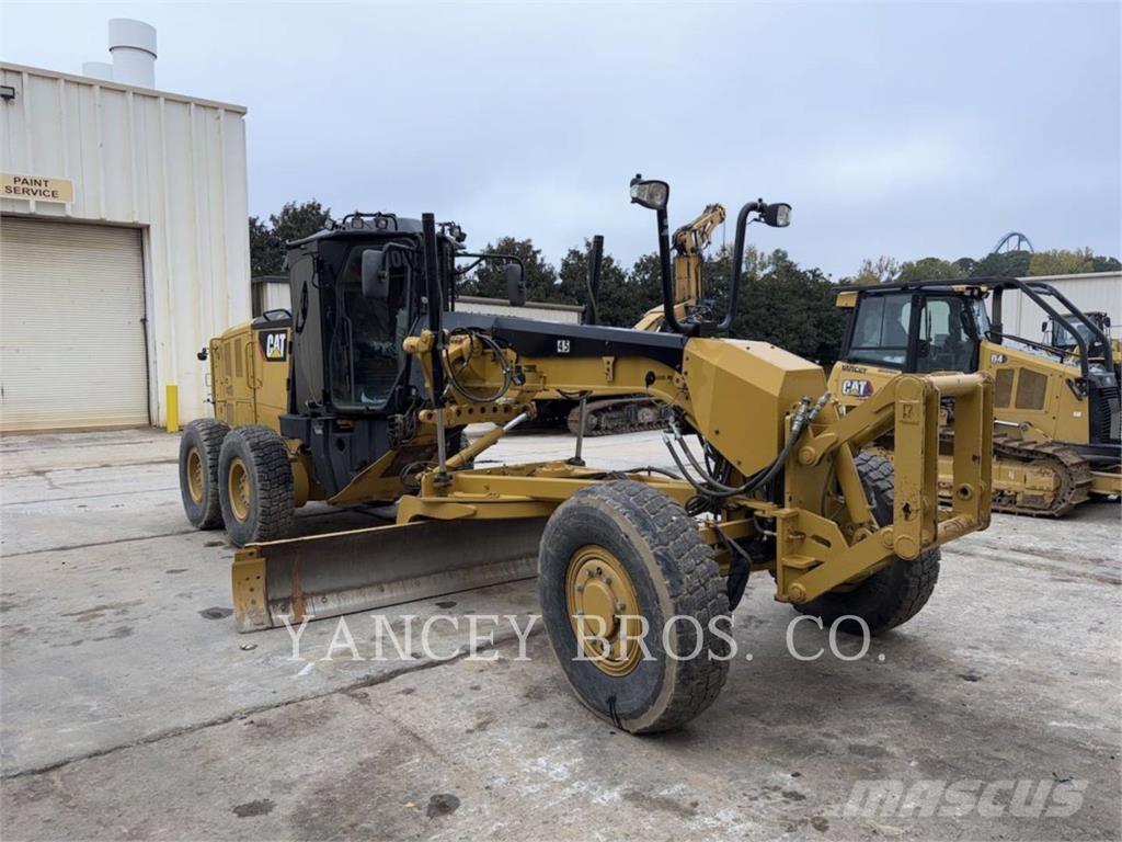 CAT 12M3AWD معدات تمهيد الطرق