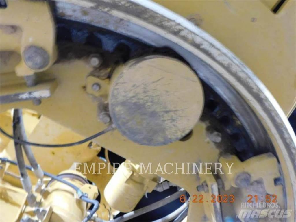 CAT 12M3AWD TR معدات تمهيد الطرق