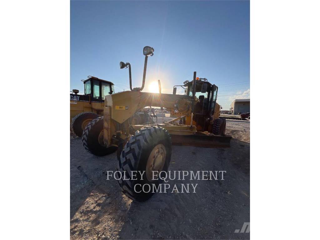 CAT 12M3AWX معدات تمهيد الطرق