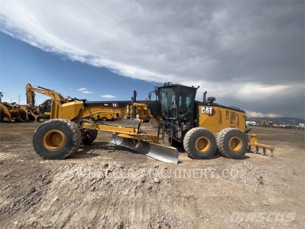 CAT 14 معدات تمهيد الطرق