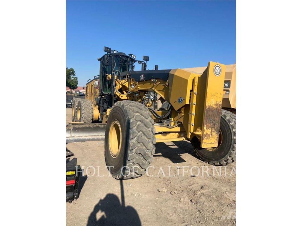 CAT 14 معدات تمهيد الطرق