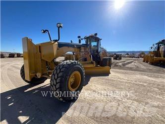 CAT 14-15 معدات تمهيد الطرق