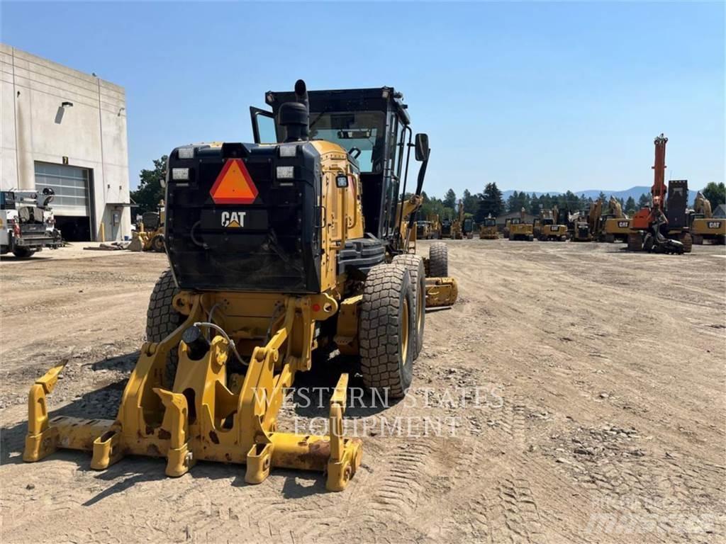 CAT 140 معدات تمهيد الطرق