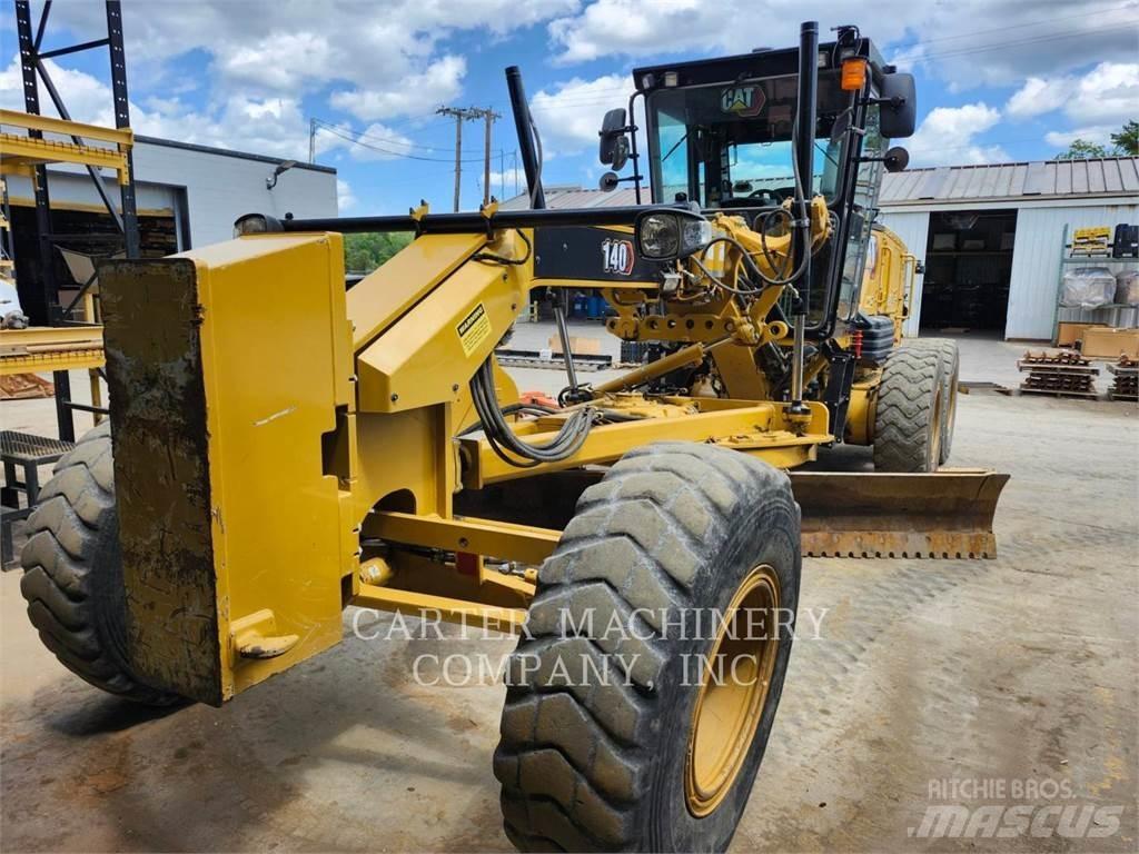 CAT 140 معدات تمهيد الطرق