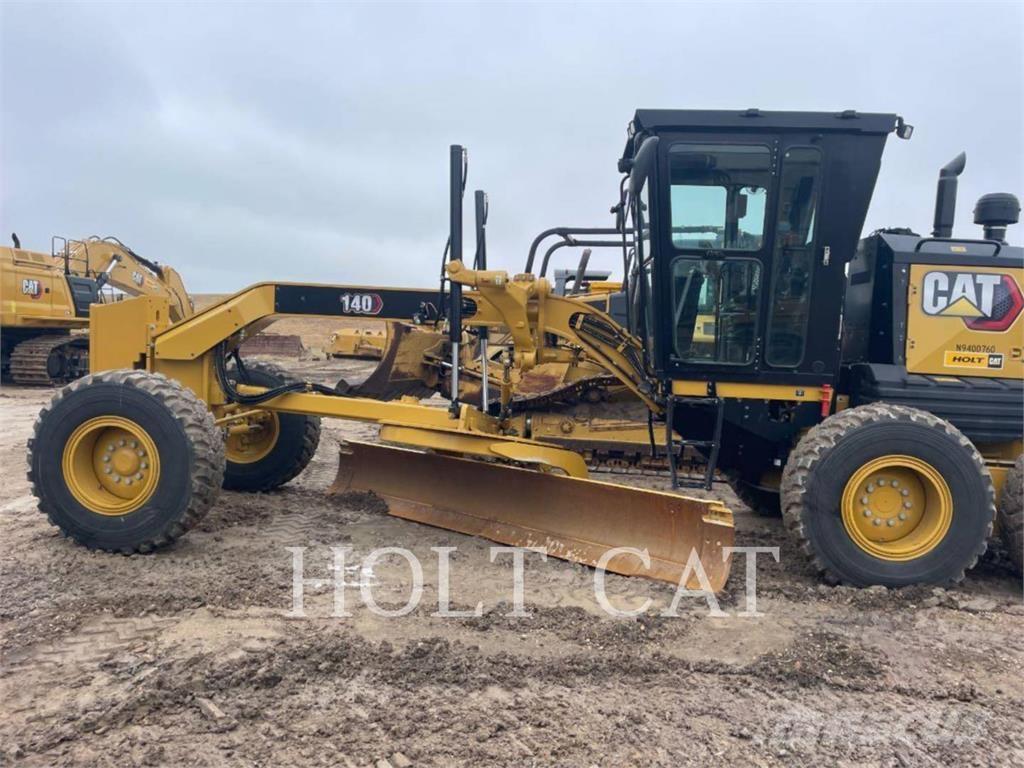 CAT 140 معدات تمهيد الطرق