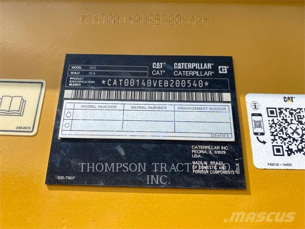 CAT 140 معدات تمهيد الطرق