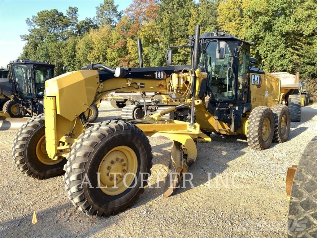 CAT 140 معدات تمهيد الطرق